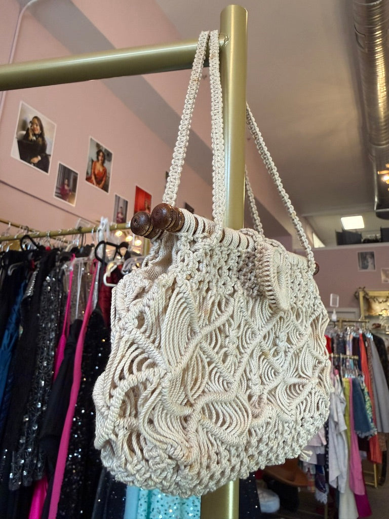 1950s Cream Macrame Handbag with Wooden Bar Handles