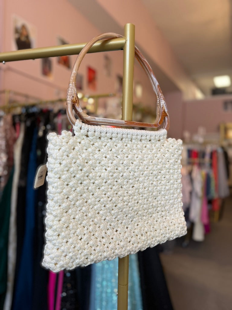 1970s White Beaded Macrame Top Handle Bag with Marbled Lucite Frame