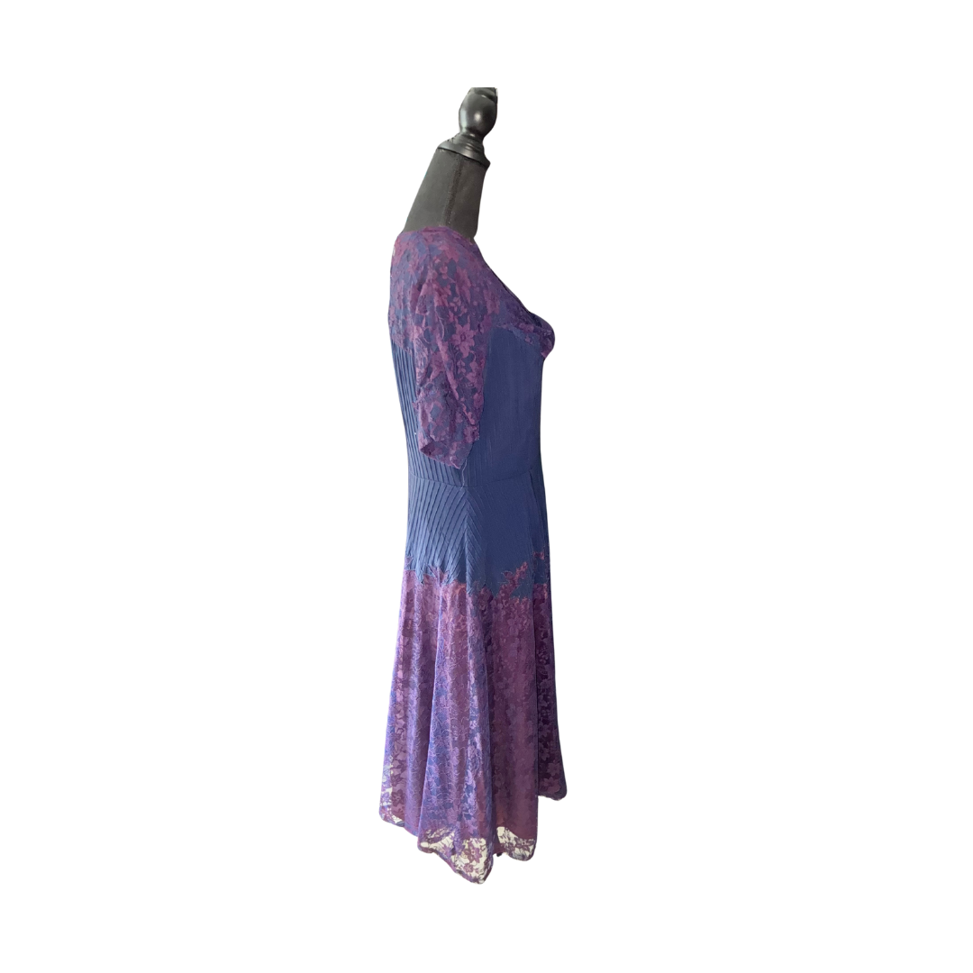 1940 Superior Craft by Malus Vintage purple with hint of lace. L