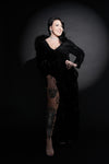 Black sequined thigh high split Size 1X