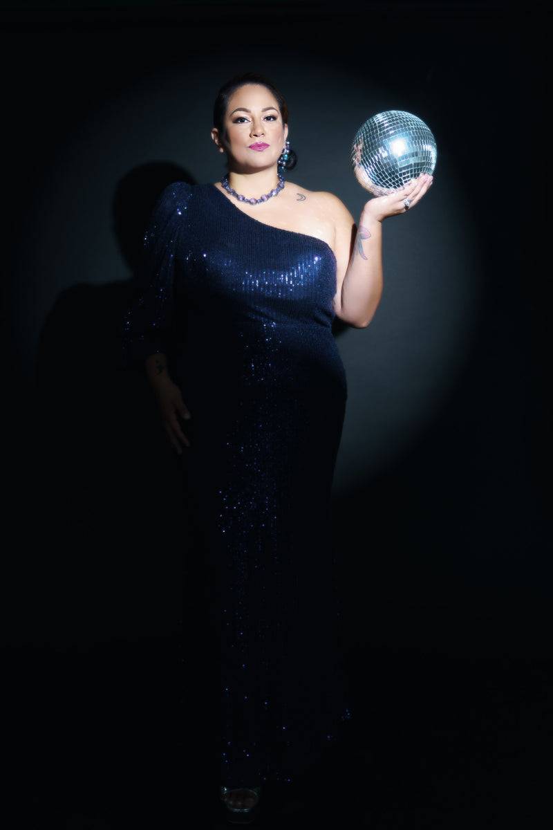 Blue sequined thigh high split Size 2X