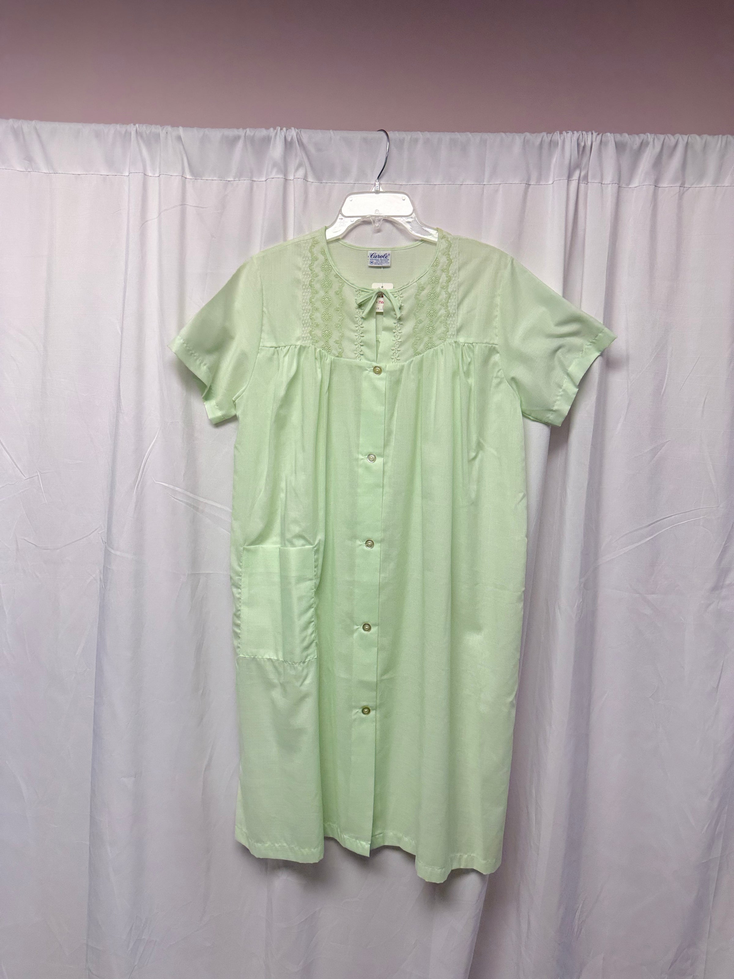 Vintage Mint Green Embroidered Robe by Collette by Miss Elaine – Size XL