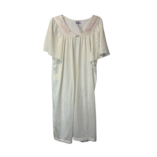 Ivory Embroidered Sleep Gown with Flutter Sleeves – Size 3X