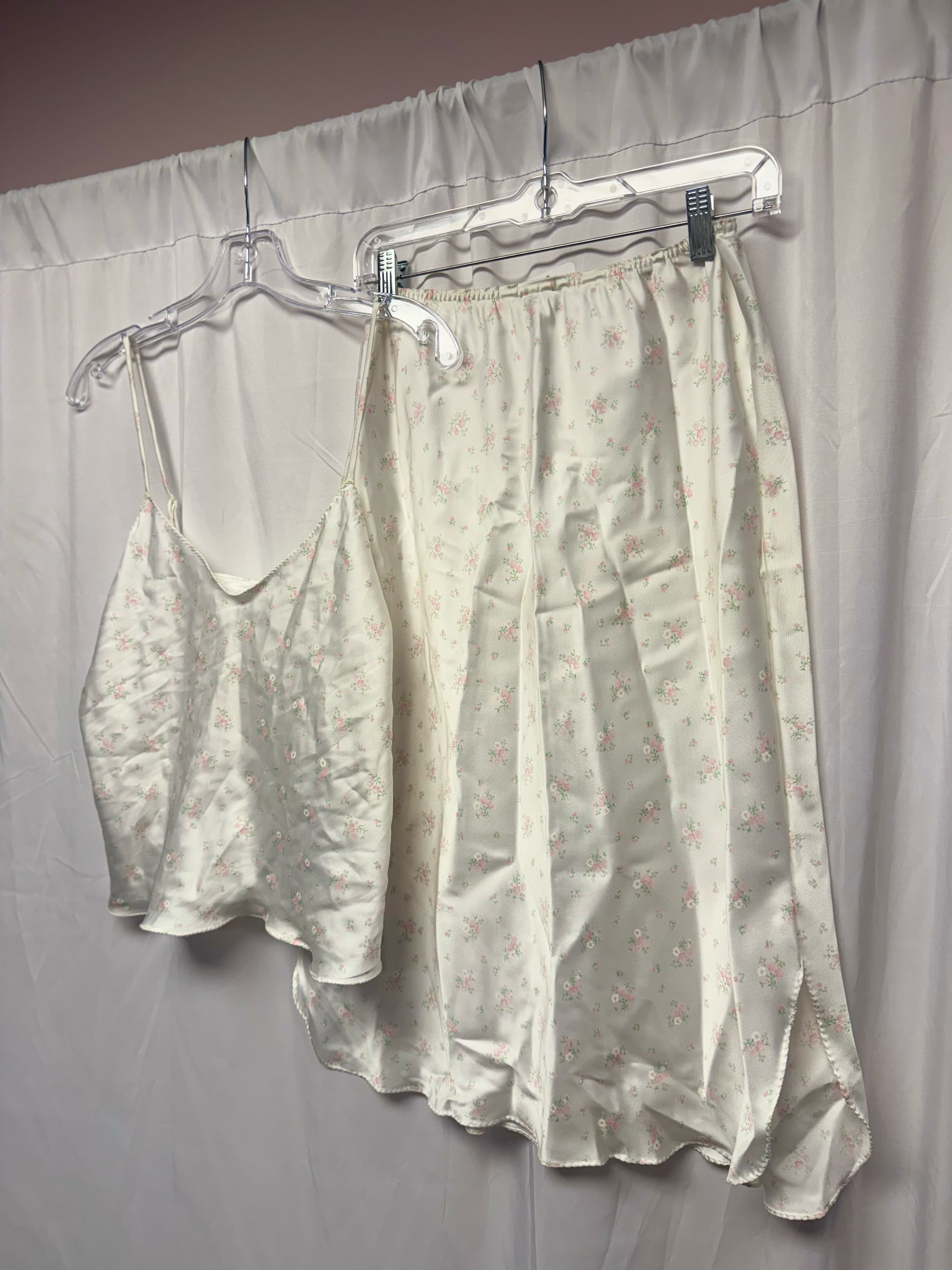 Ivory Floral Camisole & Skirt Lingerie Set – Size S