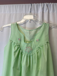 Light Green Sleeveless Cottage Nightgown with Floral Embroidery – Size M