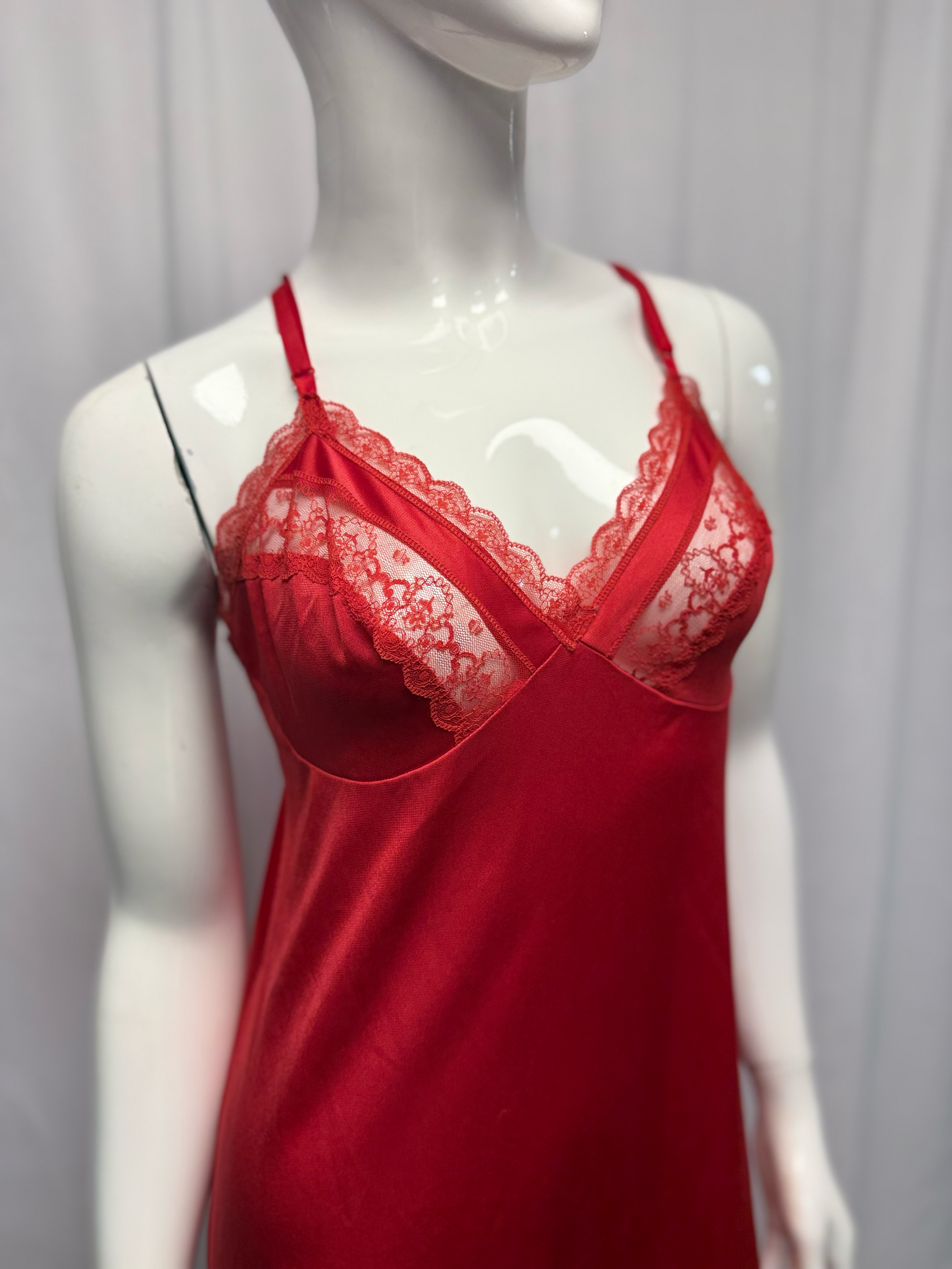 Scarlet Nylon Lace Trim Nightgown Boudoir Sleepwear - Size M