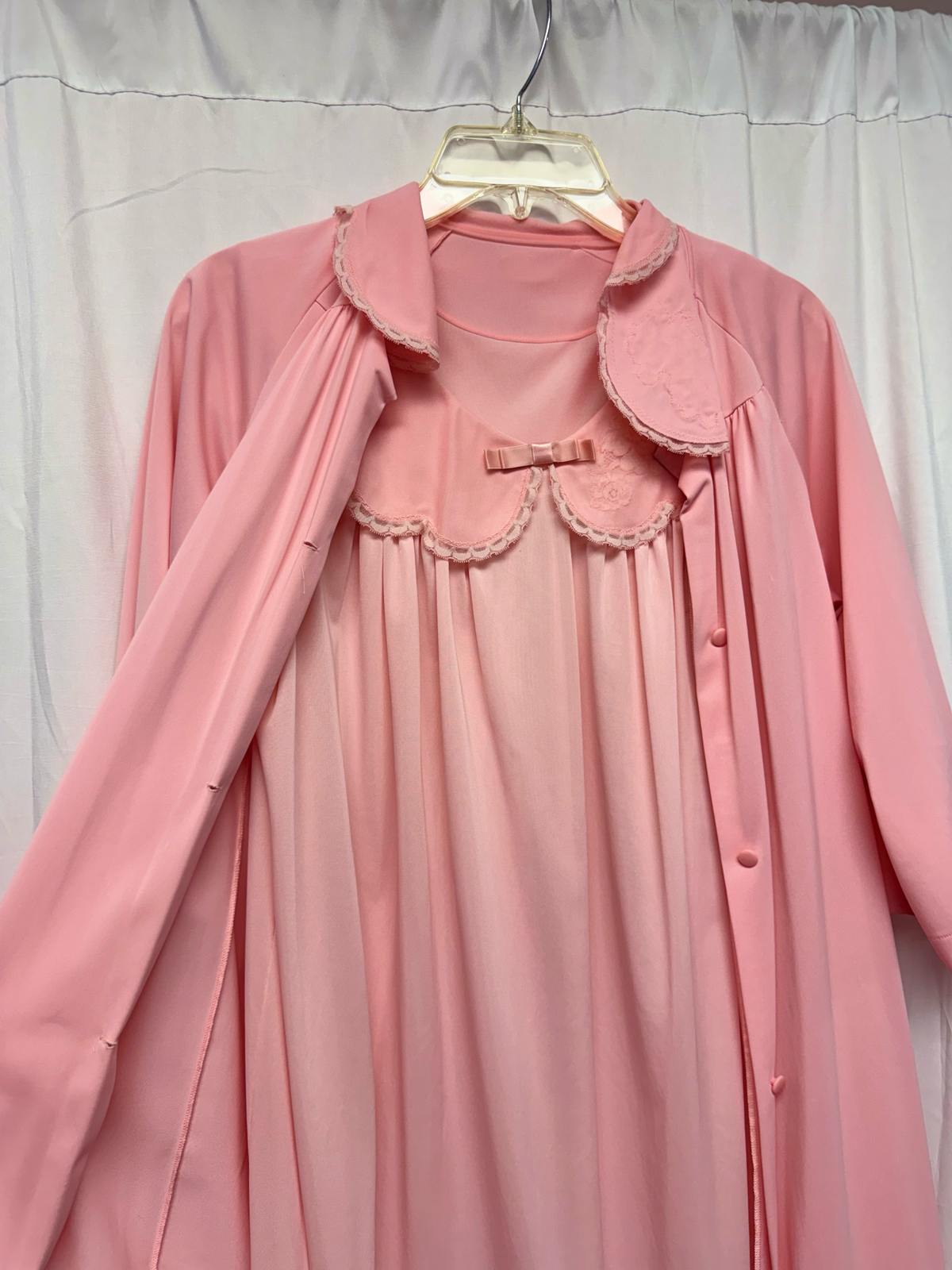 Soft Pink Nylon Bow Detail Nightgown and Robe Peignoir Set Boudoir Sleepwear - Size L